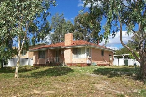 2 Wagoora Pl, Koongamia, WA 6056