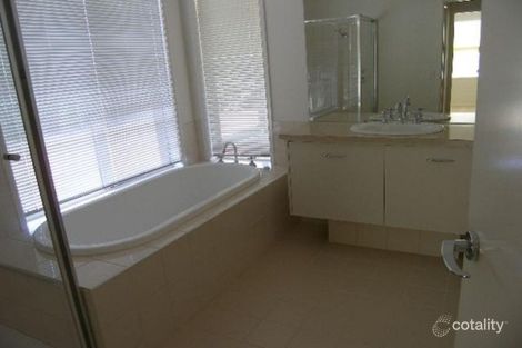 Property photo of 39 Miles Franklin Boulevard Point Cook VIC 3030