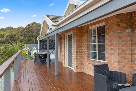 17 Hillview Cres, Macquarie Hills, NSW 2285
