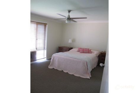 Property photo of 11 Yvonne Crescent Mount Warren Park QLD 4207