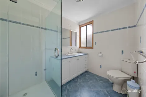 Property photo of 1 Trout Stream Way Macs Cove VIC 3723