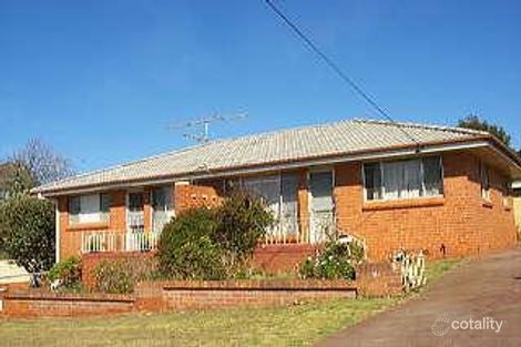 12 Loch St, Centenary Heights, QLD 4350
