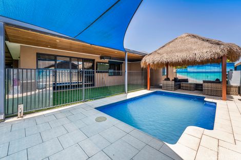 67 Three Bears Loop, Secret Harbour, WA 6173