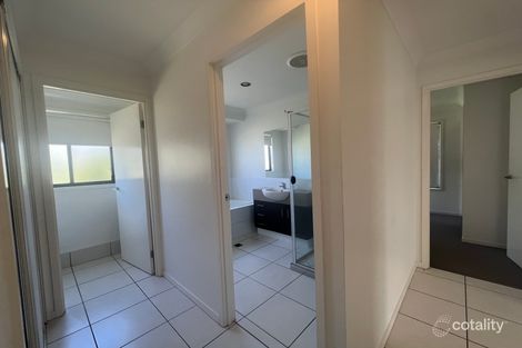 Property photo of 9 Scarborough Circuit Blacks Beach QLD 4740