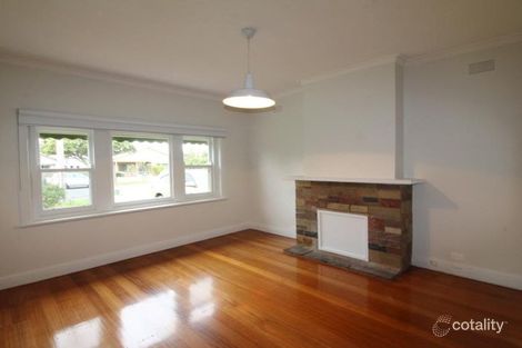 Property photo of 241 Shannon Avenue Manifold Heights VIC 3218