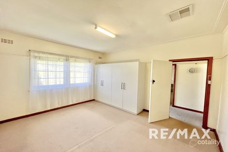 Property photo of 96 Macleay Street Turvey Park NSW 2650