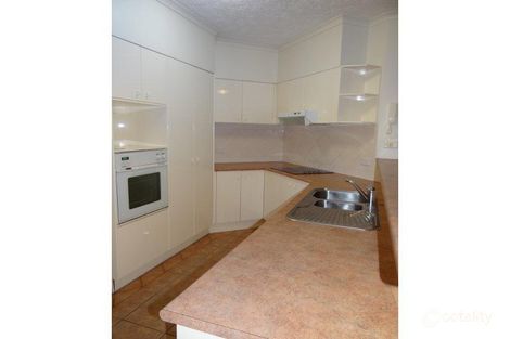 Property photo of 4/10-16 Tarcoola Crescent Surfers Paradise QLD 4217