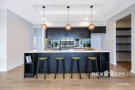 Property photo of 3 Briggs Street Clyde North VIC 3978