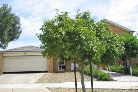 13 Goulburn Way, Taylors Lakes, VIC 3038