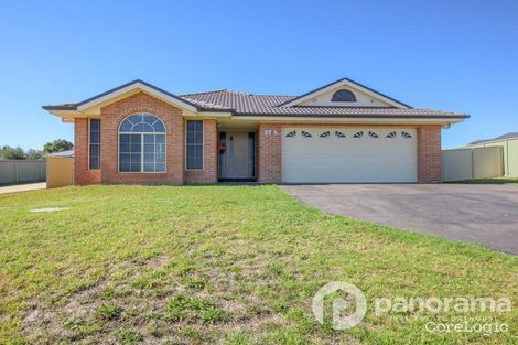 Property photo of 37A Sapphire Crescent Kelso NSW 2795