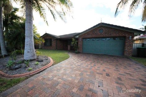Property photo of 17 Delmer Close South West Rocks NSW 2431