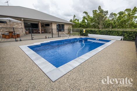 Property photo of 9 Lamington Court Branyan QLD 4670