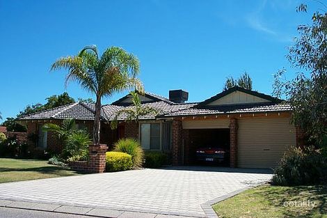 33 Lakeside Dr, Thornlie, WA 6108