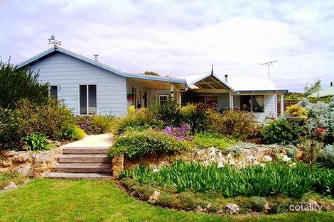 Property photo of 5 Willespie Place Dunsborough WA 6281