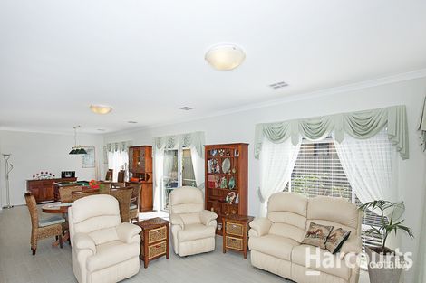 Property photo of 8 Glyde Way South Yunderup WA 6208