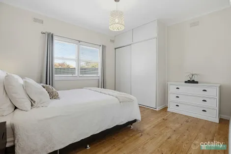 Property photo of 3 Shakespeare Street Spring Gully VIC 3550