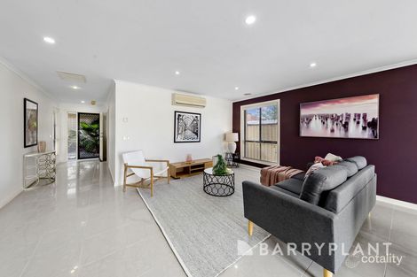 Property photo of 2/36 Ivanhoe Avenue St Albans VIC 3021