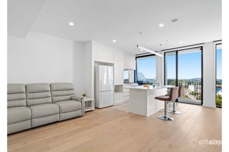Property photo of 1012/477 Boundary Street Spring Hill QLD 4000