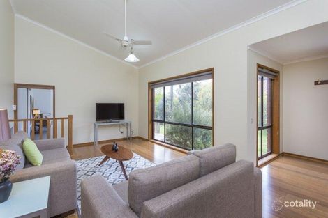 6 Akoonah Dr, Golden Square, VIC 3555