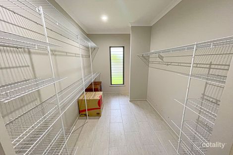 Property photo of 9 Castleton Entrance Smithfield QLD 4878