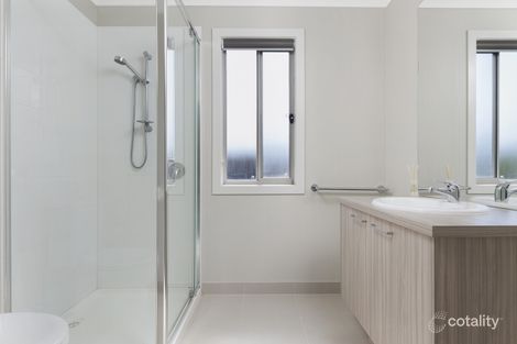 Property photo of 31 Gallant Way Winter Valley VIC 3358