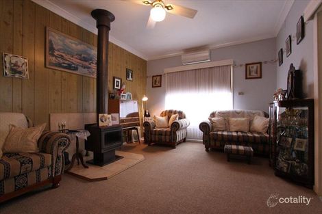 Property photo of 20 Compton Parade Sunshine North VIC 3020