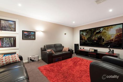 Property photo of 11 Fuchsia Crescent Point Cook VIC 3030