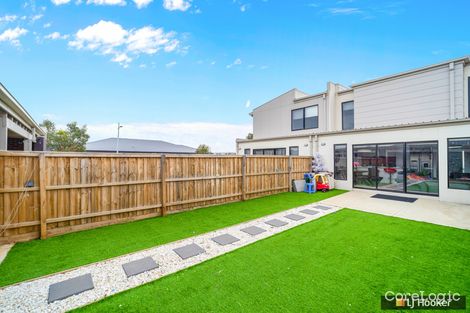 Property photo of 20 Heathwren View Werribee VIC 3030