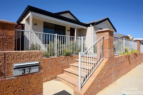 Property photo of 37 Splendens Avenue Banksia Grove WA 6031