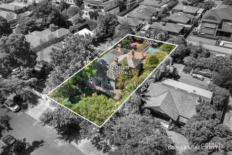 Property photo of 14 Leopold Crescent Mont Albert VIC 3127
