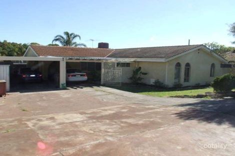 28 Bamboore Cres, Wanneroo, WA 6065