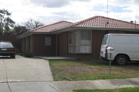 Property photo of 38 Diamond Avenue Albanvale VIC 3021