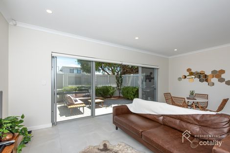 Property photo of 1/21 Kyarra Street Innaloo WA 6018