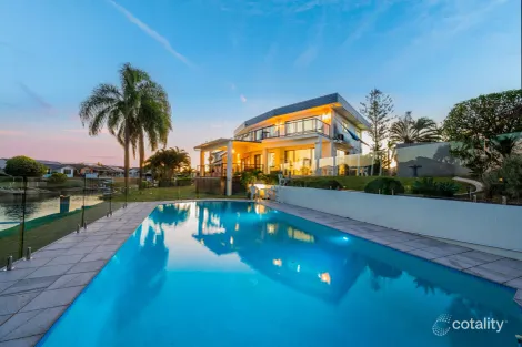 Property photo of 31 Rannock Avenue Benowa QLD 4217