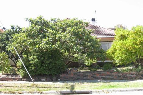 2 Woolcock Ave, Kew East, VIC 3102