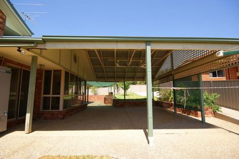 Property photo of 3 Jevington Drive Wodonga VIC 3690