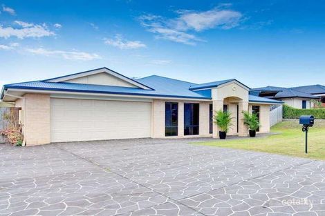 34 Wivenhoe Cct, Narangba, QLD 4504