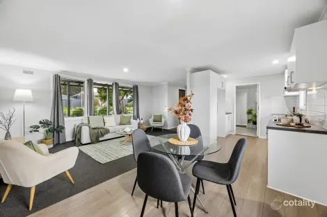 32 Helsinki Rd, Hackham West, SA 5163