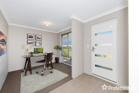 Property photo of 6 Saxon Lane Baldivis WA 6171