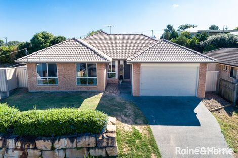 Property photo of 37 Skinner Crescent Silkstone QLD 4304