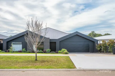 43 Eastern View Dr, Eastwood, VIC 3875