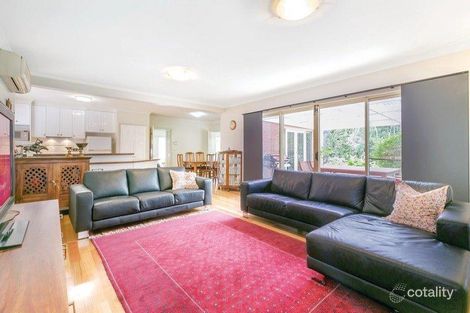 Property photo of 6 Stirling Drive Lake Gardens VIC 3355