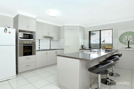 Property photo of 96 Hogg Street Wilsonton Heights QLD 4350