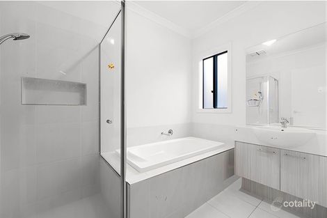 Property photo of 92 Anniversary Avenue Wyndham Vale VIC 3024