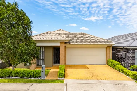 Property photo of 13 Whyalla Street Jordan Springs NSW 2747