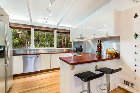Property photo of 210 Ryans Road Eltham North VIC 3095