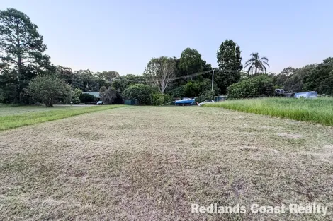 Property photo of 12 Crest Haven Lamb Island QLD 4184