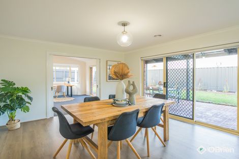 Property photo of 10 Jurang Way Skye VIC 3977