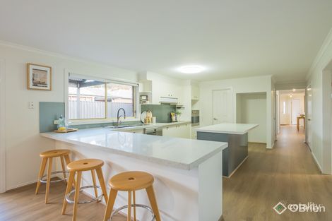 Property photo of 10 Jurang Way Skye VIC 3977