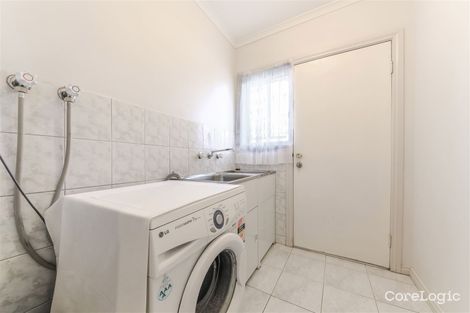 Property photo of 9 Reading Close Roxburgh Park VIC 3064